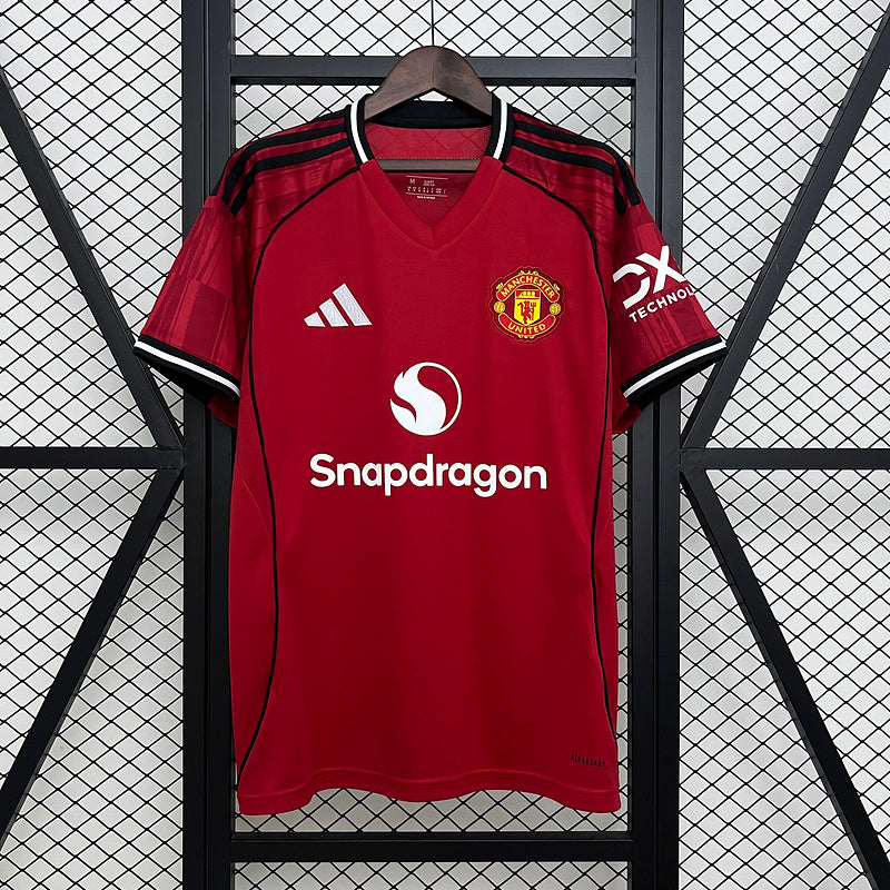 CAMISA MANCHESTER UNITED - CASA/ HOME - TORCEDOR - 25/ 26