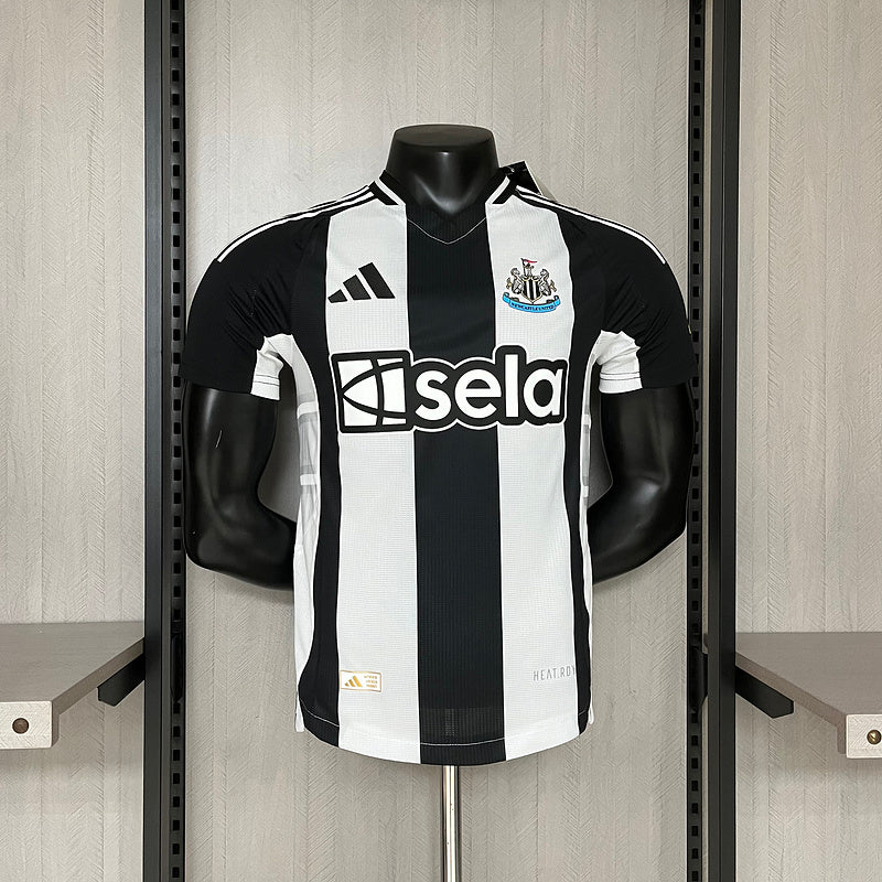 CAMISA NEWCASTLE - CASA/ HOME - JOGADOR - 24/25