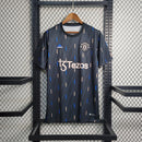 CAMISA MANCHESTER UNITED - PRE JOGO - TORCEDOR - 23/24