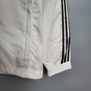 CORTA VENTO - MANCHESTER UNITED- BRANCO E PRETO