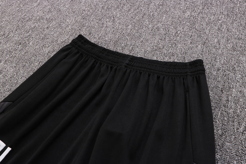 KIT PASSEIO - JUVENTUS - PRETO, AMARELO E BRANCO
