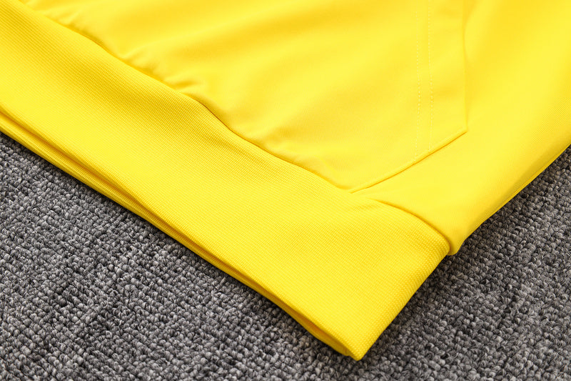 KIT PASSEIO COM CAPUZ - PARIS SAINT GERMAIN (PSG) - AMARELO E PRETO