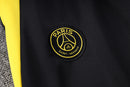 KIT PASSEIO COM CAPUZ - PARIS SAINT GERMAIN (PSG) - BRANCO, PRETO E AMARELO