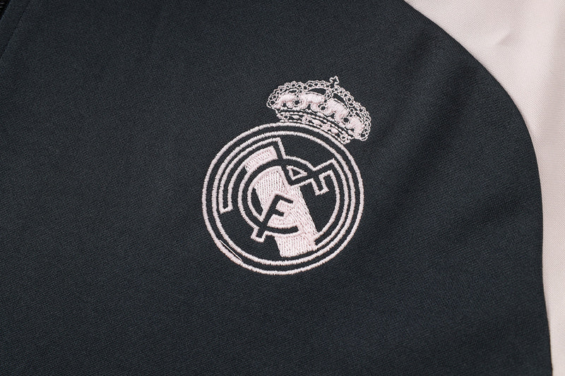 KIT PASSEIO -  REAL MADRID - PRETO E BRANCO - 24/25