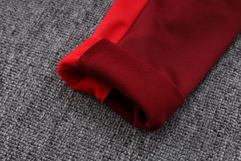 KIT PASSEIO COM CAPUZ - PORTUGAL - VERMELHO E PRETO