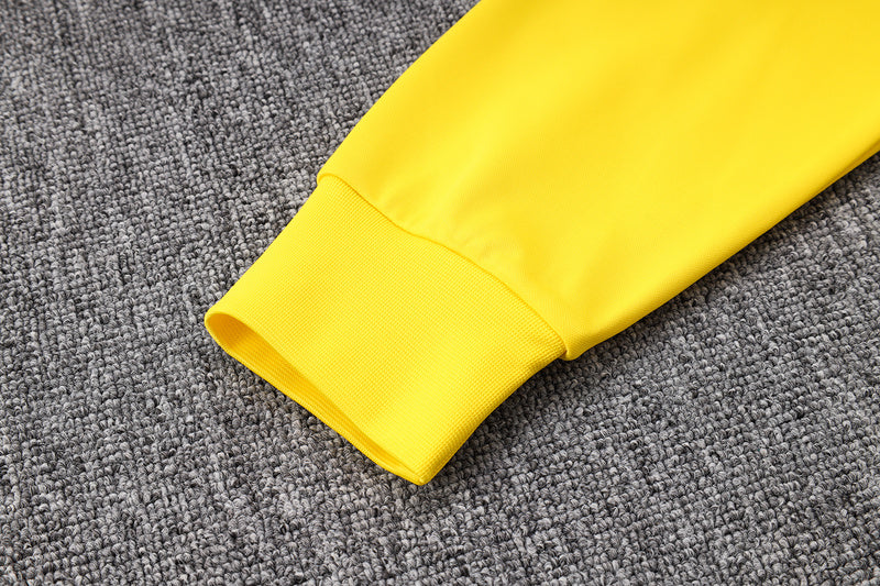 KIT PASSEIO COM CAPUZ - PARIS SAINT GERMAIN (PSG) - AMARELO E PRETO