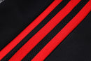 KIT PASSEIO COM CAPUZ - BAYERN DE MUNIQUE - PRETO E VERMELHO