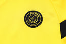 KIT PASSEIO COM CAPUZ - PARIS SAINT GERMAIN (PSG) - AMARELO E PRETO
