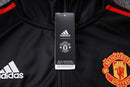 KIT PASSEIO COM CAPUZ - MANCHESTER UNITED - PRETO E VERMELHO