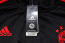 KIT PASSEIO COM CAPUZ - BAYERN DE MUNIQUE - PRETO E VERMELHO