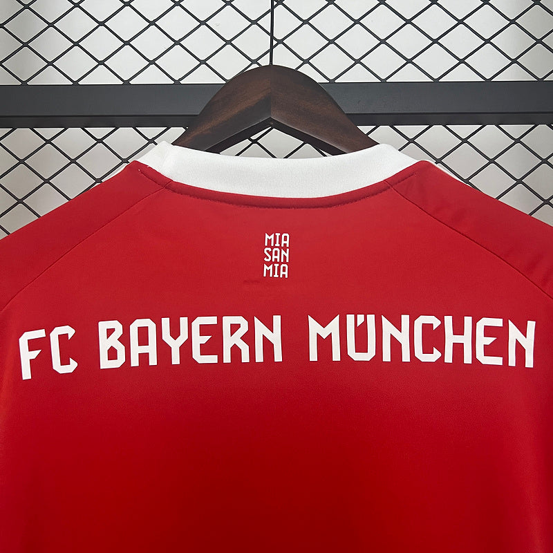 CAMISA BAYERN DE MUNIQUE - CASA/ HOME - TORCEDOR - 25/ 26
