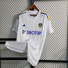 Carregar imagem no visualizador da galeria, CAMISA LEEDS UNITED - CASA / HOME - TORCEDOR - 23/24
