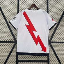 Carregar imagem no visualizador da galeria, CAMISA RAYO VALLECANO - CASA/ HOME - 24/25
