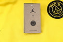 KIT PASSEIO COM CAPUZ - PARIS SAINT GERMAIN (PSG) - AMARELO E PRETO