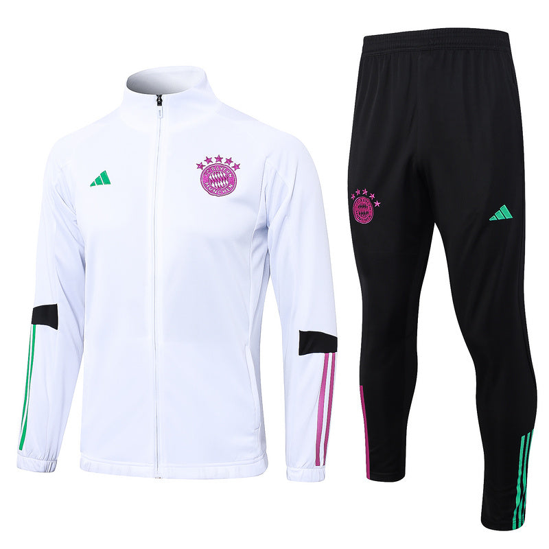 KIT PASSEIO - BAYERN DE MUNIQUE - BRANCO - 24/25