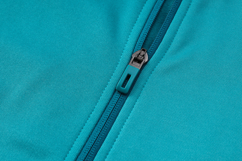KIT PASSEIO COM CAPUZ - JUVENTUS - AZUL CLARO E AZUL ESCURO