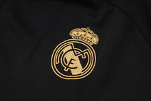 Carregar imagem no visualizador da galeria, KIT PASSEIO -  REAL MADRID - DOURADO - 24/25
