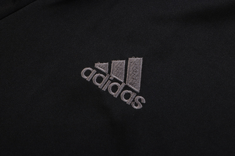 KIT PASSEIO - MANCHESTER UNITED - PRETO