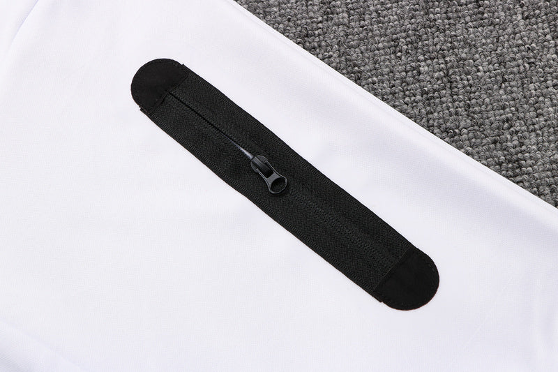 KIT PASSEIO COM CAPUZ - BRASIL - BRANCO E PRETO