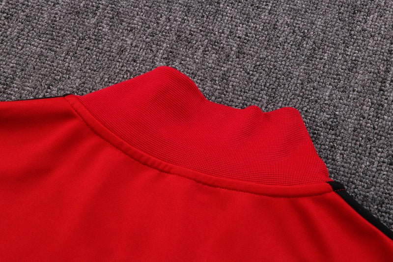 KIT PASSEIO - MANCHESTER UNITED - VERMELHO E PRETO