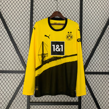 Carregar imagem no visualizador da galeria, CAMISA BORUSSIA DORTMUND - MANGA LONGA - CASA/ HOME - TORCEDOR - 23/24
