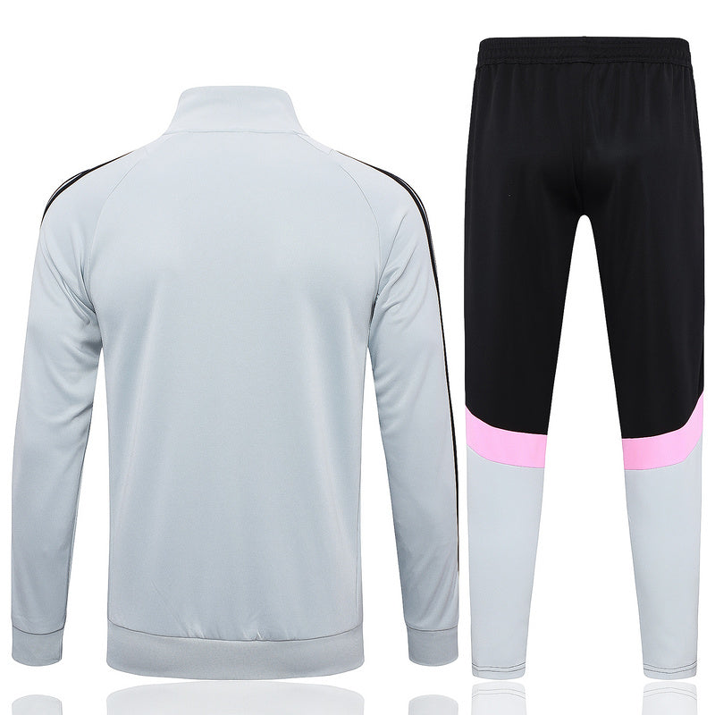 KIT PASSEIO - JUVENTUS - PRETO E BRANCO - 24/25