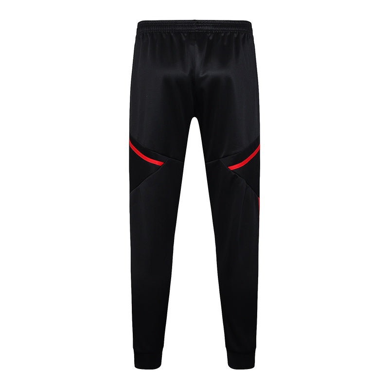 KIT PASSEIO COM CAPUZ - MANCHESTER UNITED - PRETO E VERMELHO