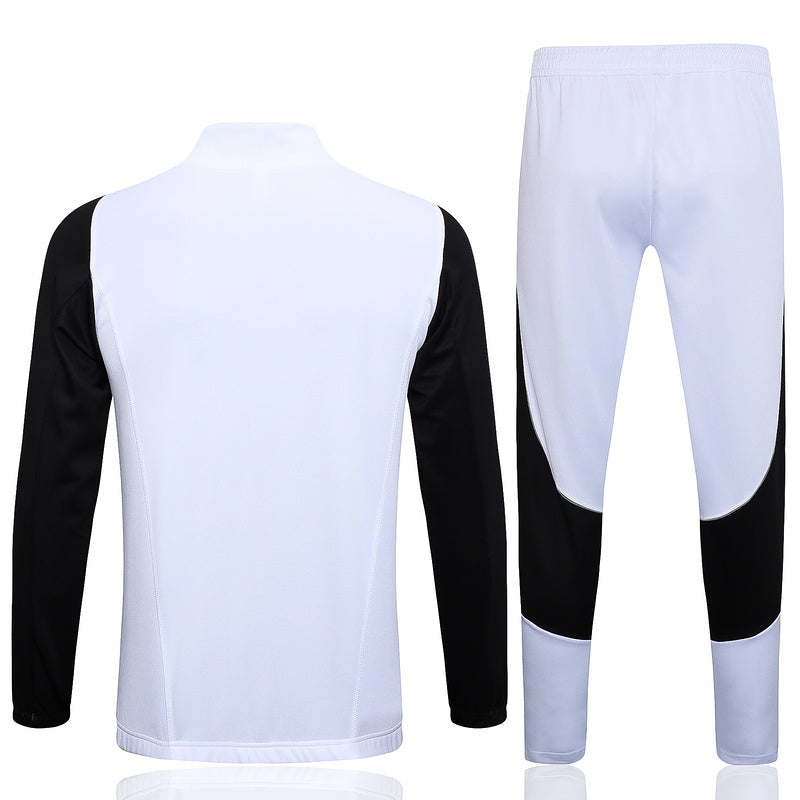 KIT PASSEIO - JUVENTUS - BRANCO - 24/25