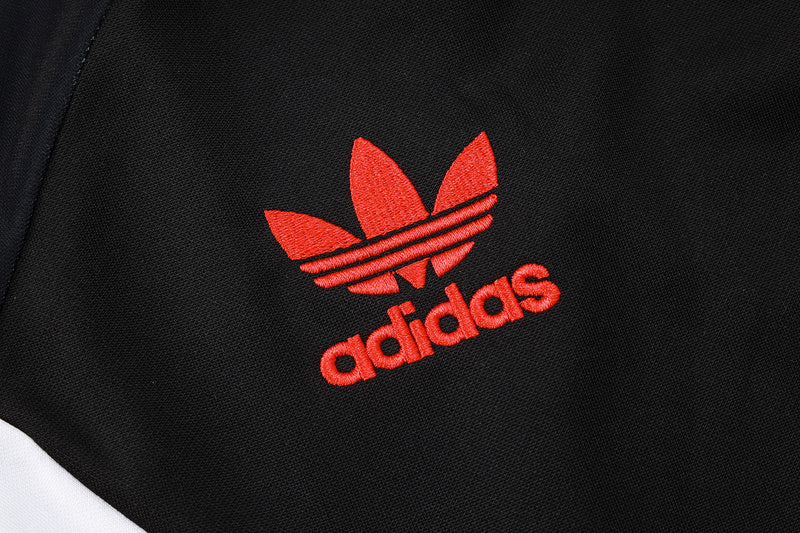 KIT PASSEIO - MANCHESTER UNITED - PRETO, VERMELHO E BRANCO - 24/25