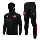 KIT PASSEIO COM CAPUZ - MANCHESTER UNITED - PRETO E VERMELHO