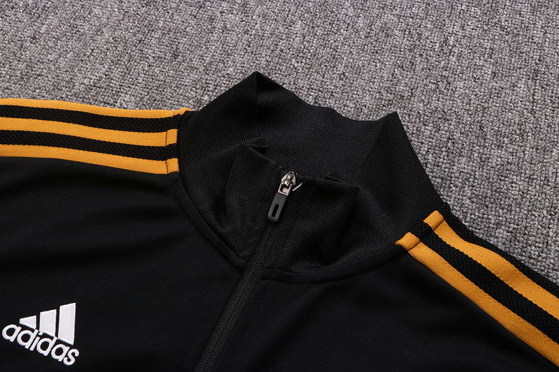 KIT PASSEIO - JUVENTUS - PRETO, AMARELO E BRANCO