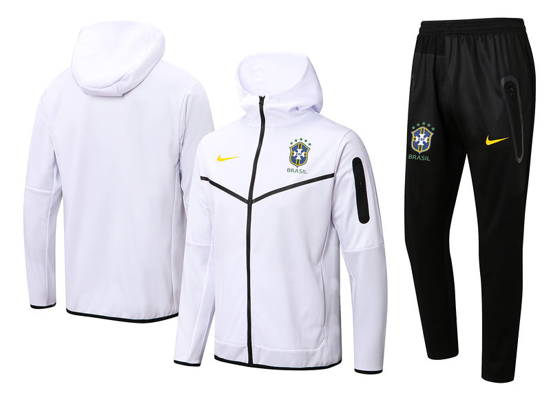KIT PASSEIO COM CAPUZ - BRASIL - BRANCO E PRETO