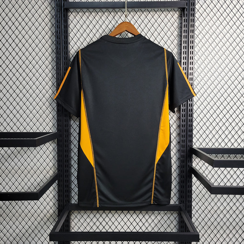 CAMISA INTERNACIONAL - TREINO - TORCEDOR - 23/24