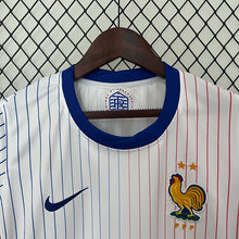 Carregar imagem no visualizador da galeria, CAMISA FRANÇA - FORA/ AWAY - TORCEDOR - 24/25
