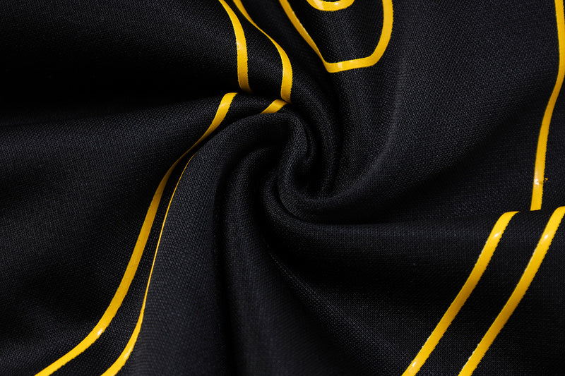 KIT PASSEIO COM CAPUZ - PARIS SAINT GERMAIN (PSG) - PRETO E AMARELO