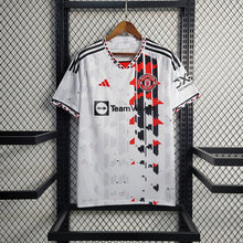 Carregar imagem no visualizador da galeria, CAMISA MANCHESTER UNITED - SPECIAL EDITION - TORCEDOR - 23/24
