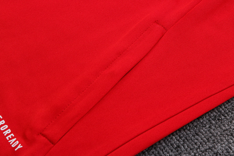 KIT PASSEIO - MANCHESTER UNITED - VERMELHO E PRETO