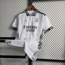 Carregar imagem no visualizador da galeria, CAMISA REAL MADRID - SPECIAL EDITION - TORCEDOR - 23/24
