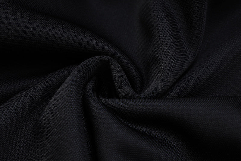 KIT PASSEIO COM CAPUZ - BAYERN DE MUNIQUE - PRETO E VERMELHO