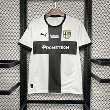 Carregar imagem no visualizador da galeria, CAMISA PARMA - HOME/ CASA - TORCEDOR - 24/25
