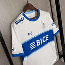 CAMISA UNIVERSIDAD CATÓLICA - CHILE - CASA/ HOME - TORCEDOR - 24/25