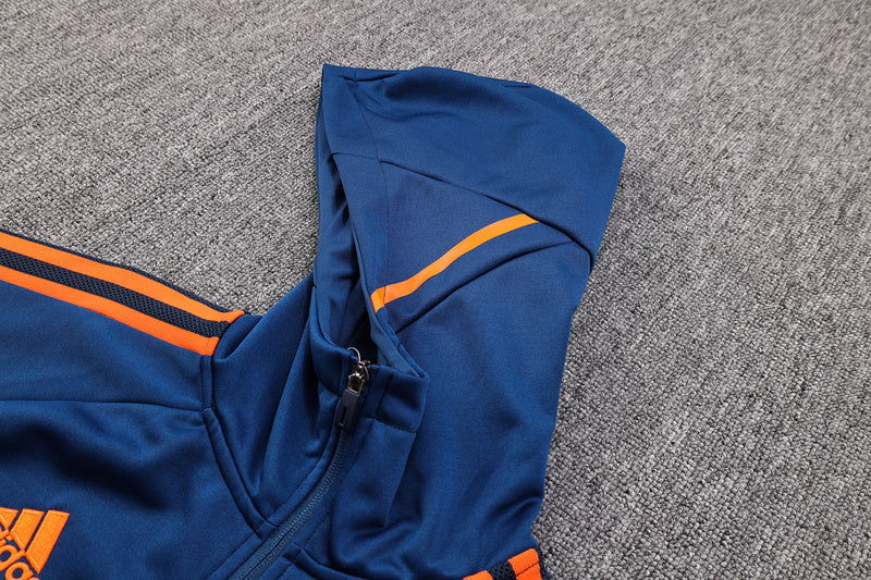 KIT PASSEIO COM CAPUZ - MANCHESTER UNITED - AZUL ESCURO E PRETO