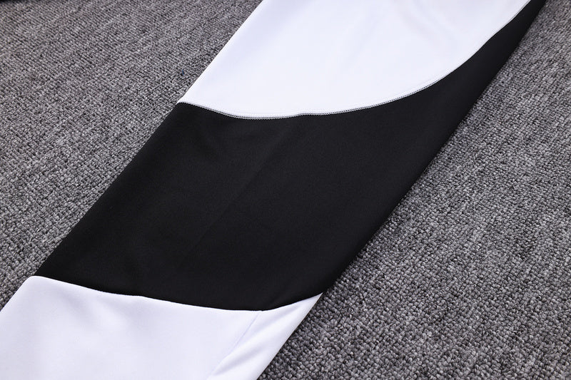 KIT PASSEIO - JUVENTUS - BRANCO - 24/25