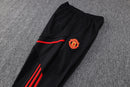 KIT PASSEIO COM CAPUZ - MANCHESTER UNITED - PRETO E VERMELHO