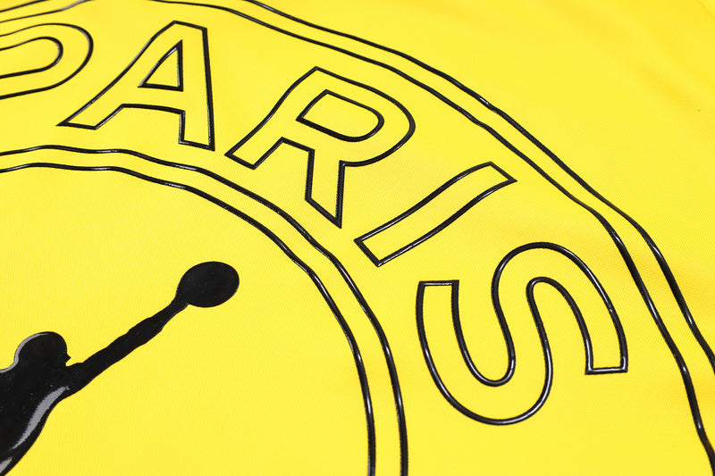 KIT PASSEIO COM CAPUZ - PARIS SAINT GERMAIN (PSG) - AMARELO E PRETO