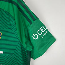 Carregar imagem no visualizador da galeria, CAMISA OSASUNA - FORA/ AWAY - TORCEDOR - 23/24
