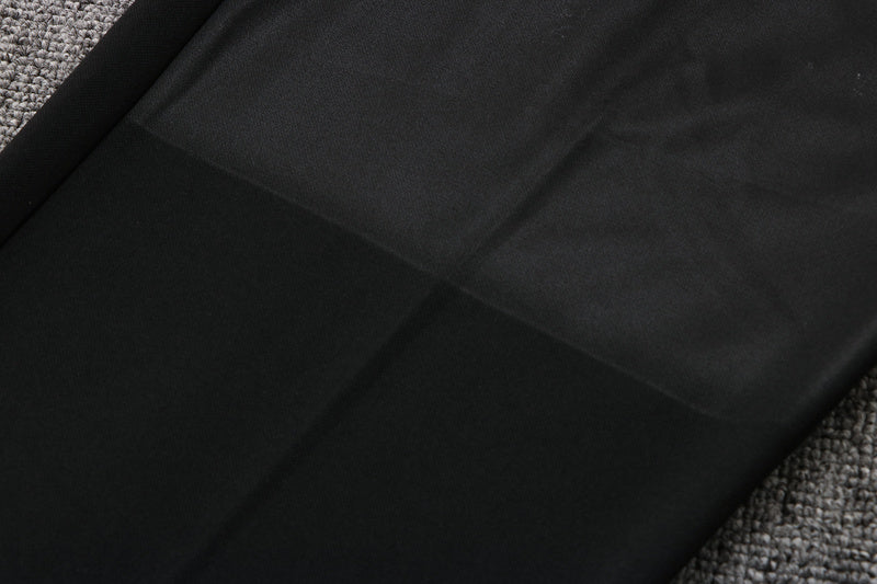 KIT PASSEIO COM CAPUZ - PARIS SAINT GERMAIN (PSG) - BRANCO E PRETO