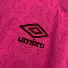 Carregar imagem no visualizador da galeria, CAMISA FLUMINENSE - ESPECIAL OUTUBRO ROSA - TORCEDOR - 22/23
