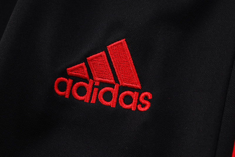 KIT PASSEIO - MANCHESTER UNITED - PRETO