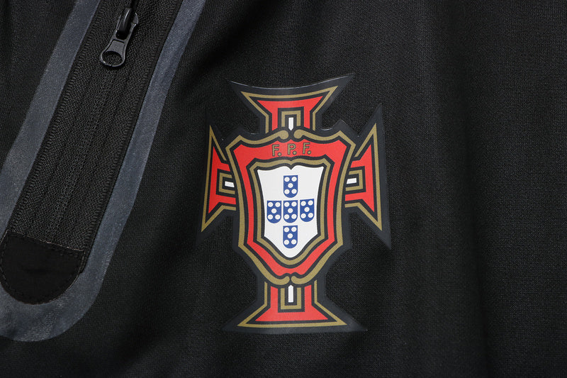 KIT PASSEIO COM CAPUZ - PORTUGAL - VERMELHO E PRETO